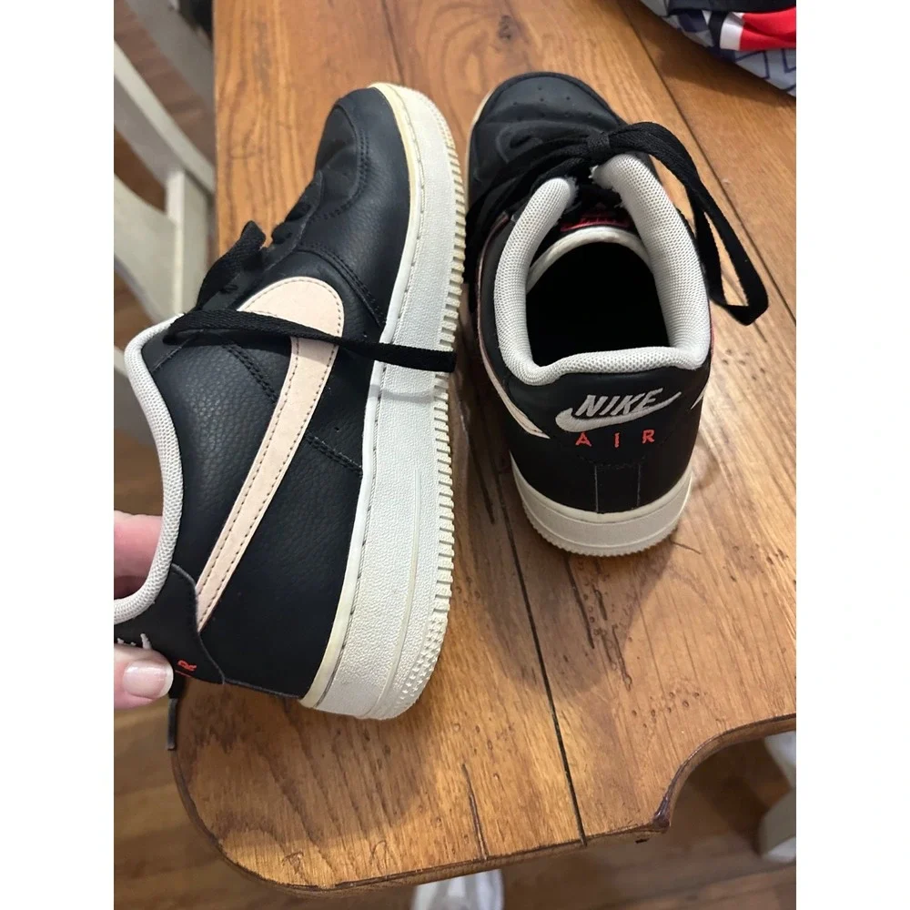 Size 7 (GS) - Nike Air Force 1 LV8 1 Low Worldwide Pack - Black‎ Crimson